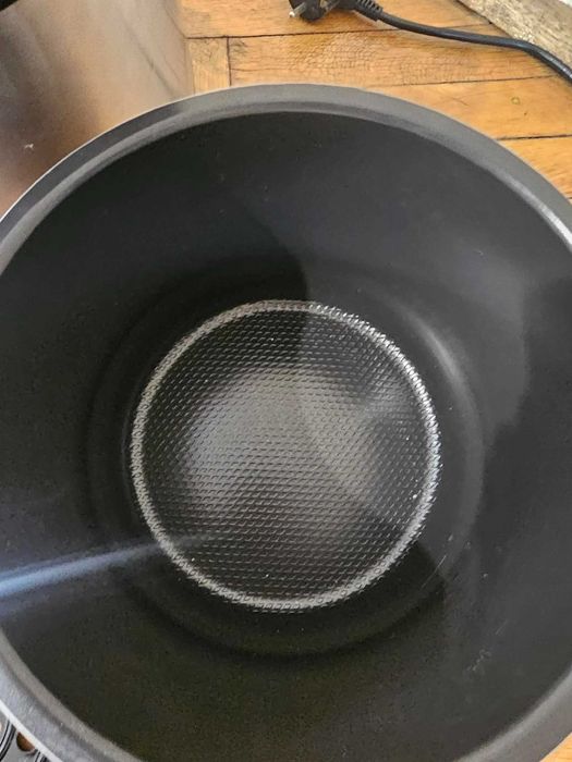 Мултикукър Тефал с допълнителна тенджера