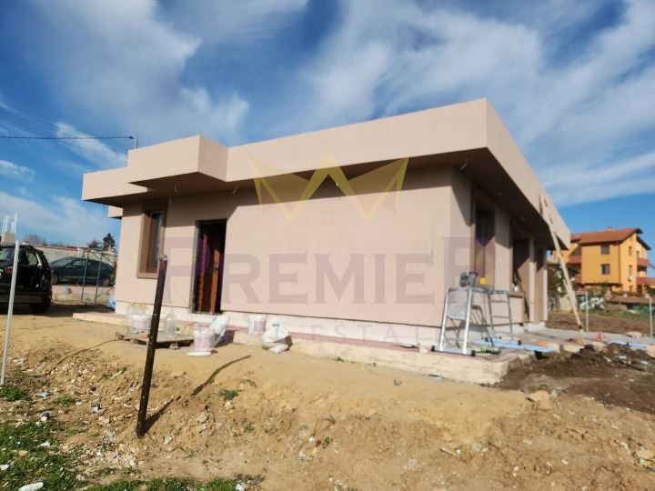 Продава къща в с.Горица Област Варна