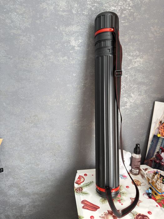 Тубус, утюг, сумочка