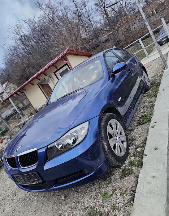 Vând bmw e90 318i
