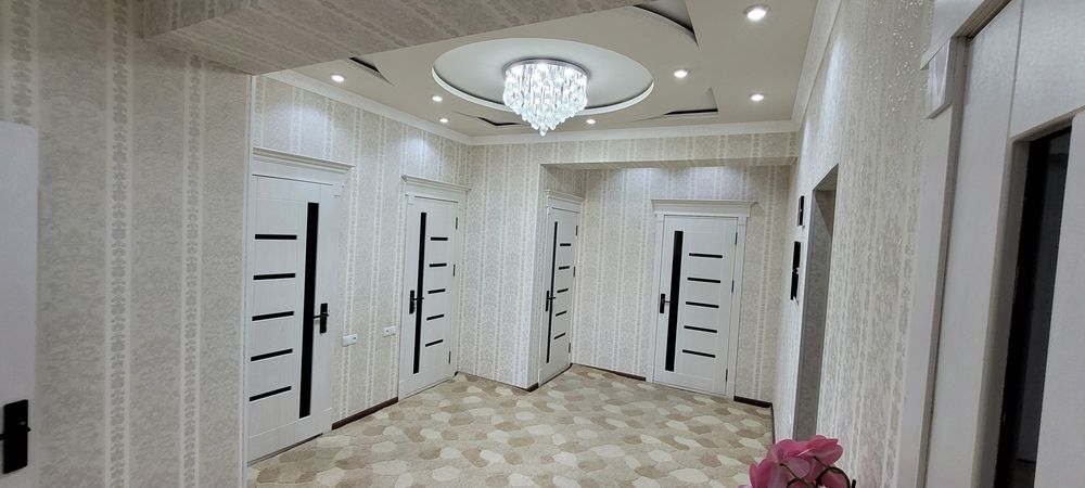 Yashash uchun tayyor uy sotiladi