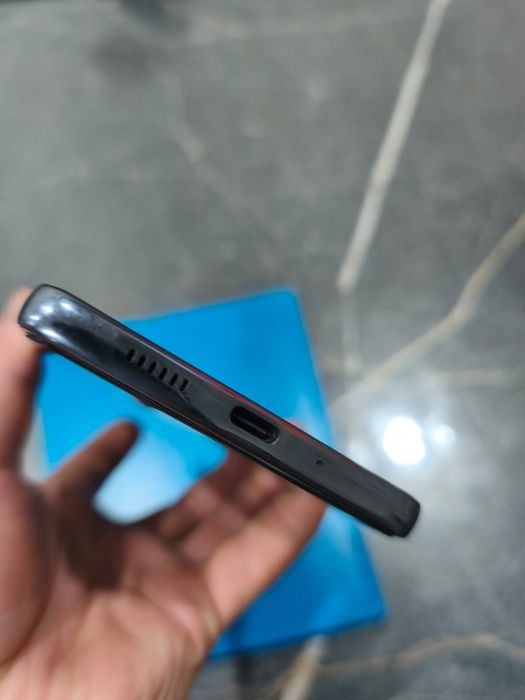 Самсунг A 73 5g 256гб