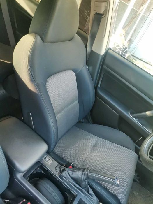 Продавам Subaru legacy