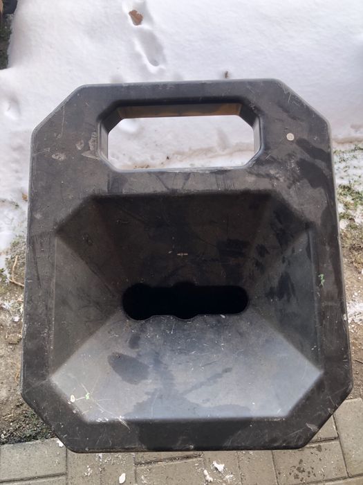 Tocator crengi Germania