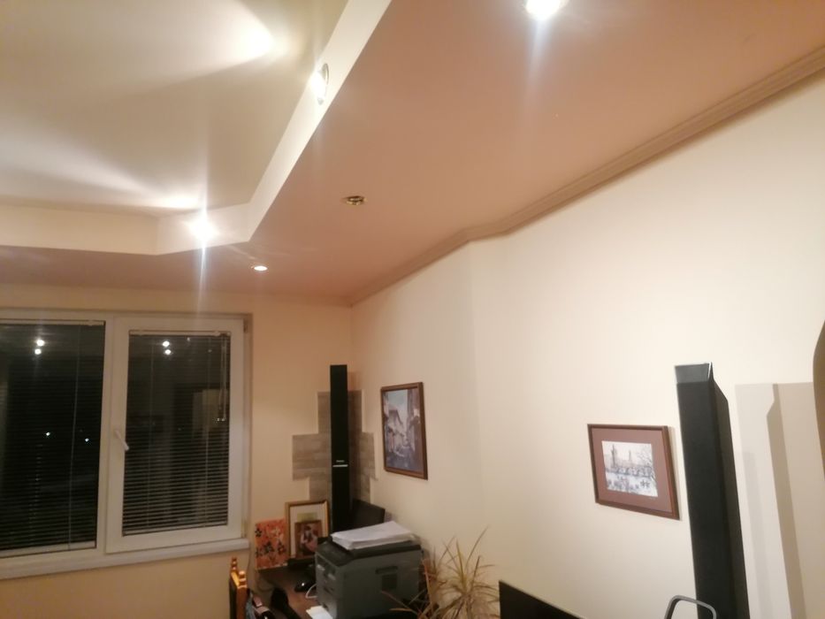 Продавам двустаен апартамент в Шумен /панелен / в отлично състояние !