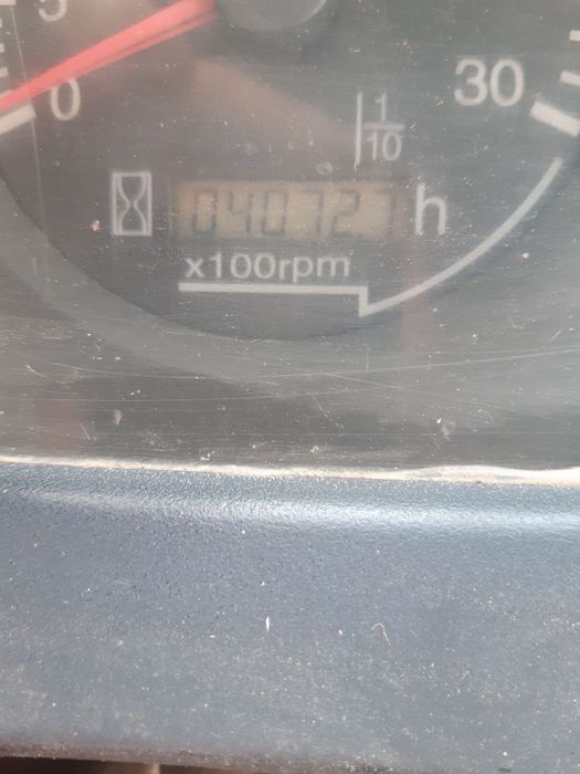 TTZ ls100 plus traktori sotiladi holati ideal nahadu rasxodi yoʻq