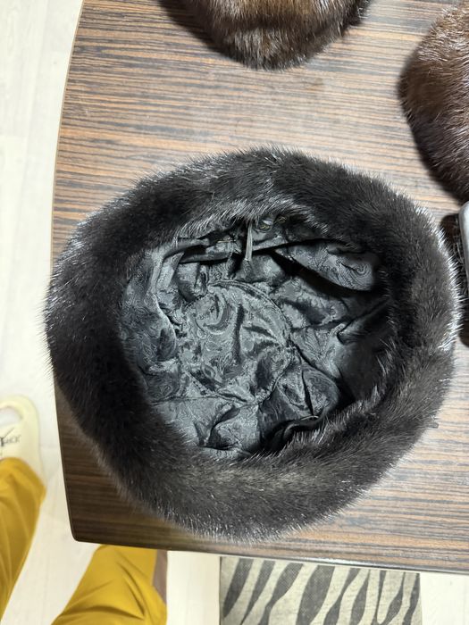 Продам норковые шапки
