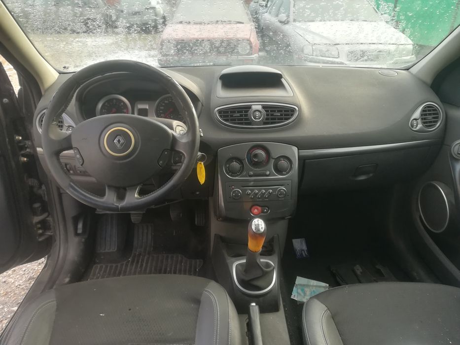 Рено клио 1.5 дци на части