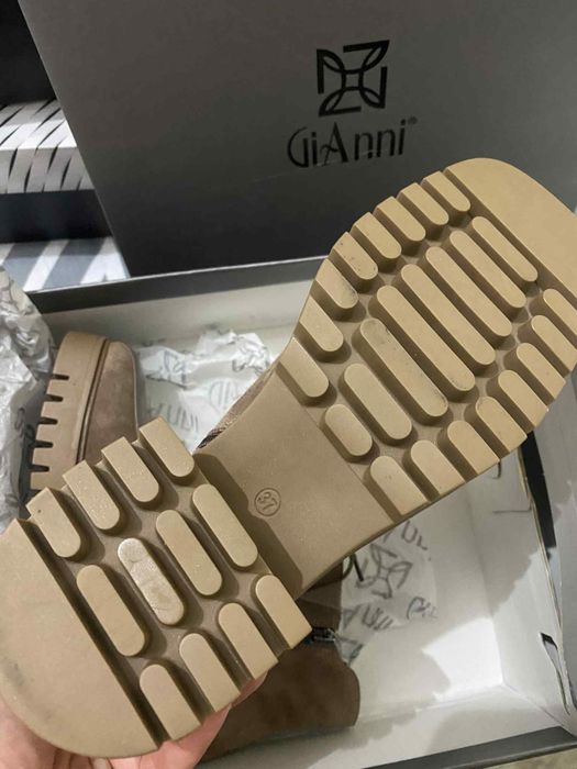 Дамски зимни боти