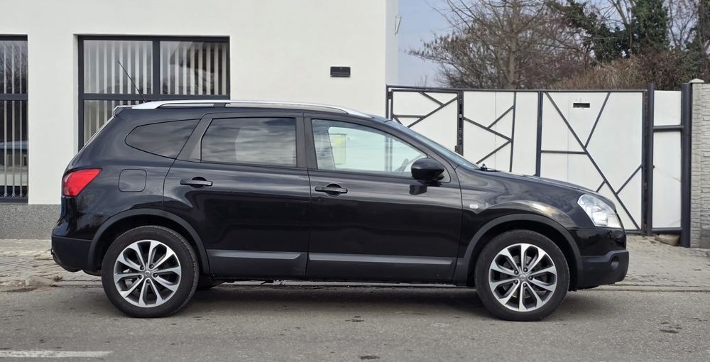 Nissan Qashqai +2 Tekna