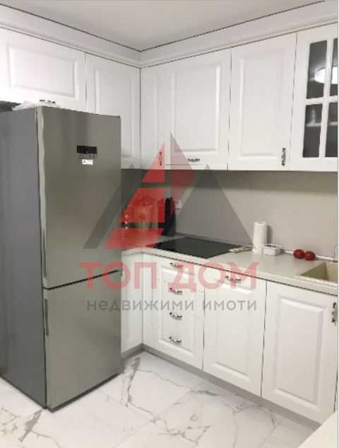 Дава се под наем Тристаен апартамент в Варна, Базар Левски - 87 кв.м за 867 € - Снимка #2