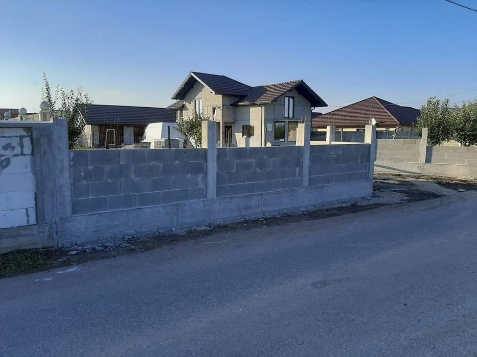 Constructii garduri din panouri stil jaluzele,sipca,tabla,plasa,BCA