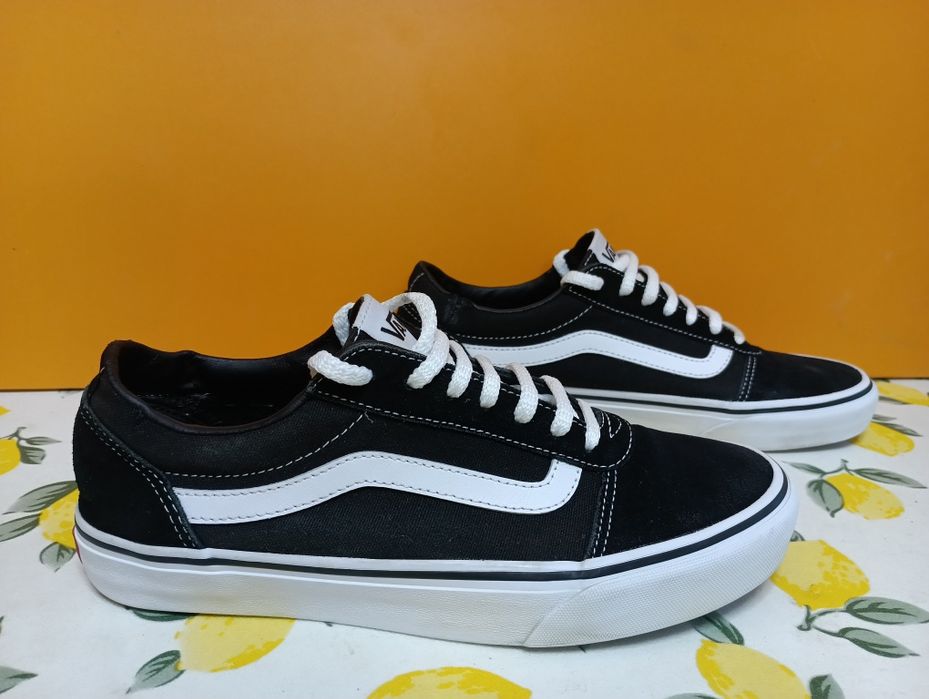 Vans N 41 кожени - 32 лв