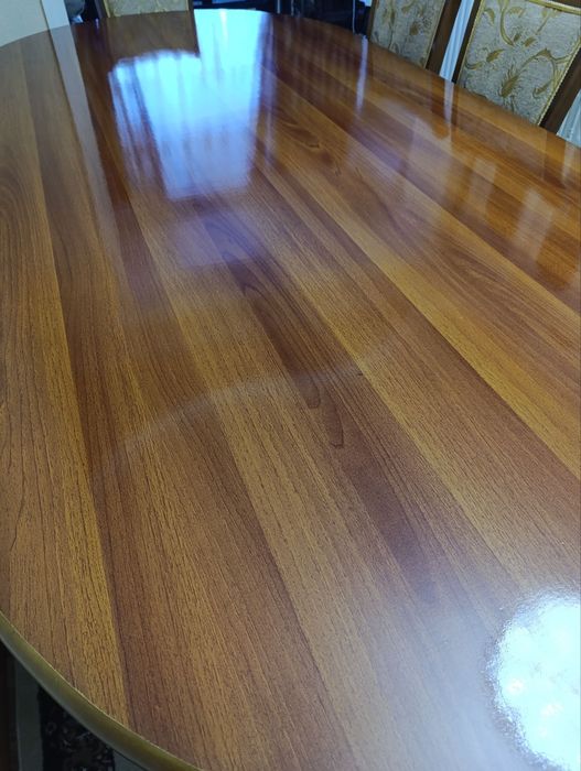 Продам стол и стулья