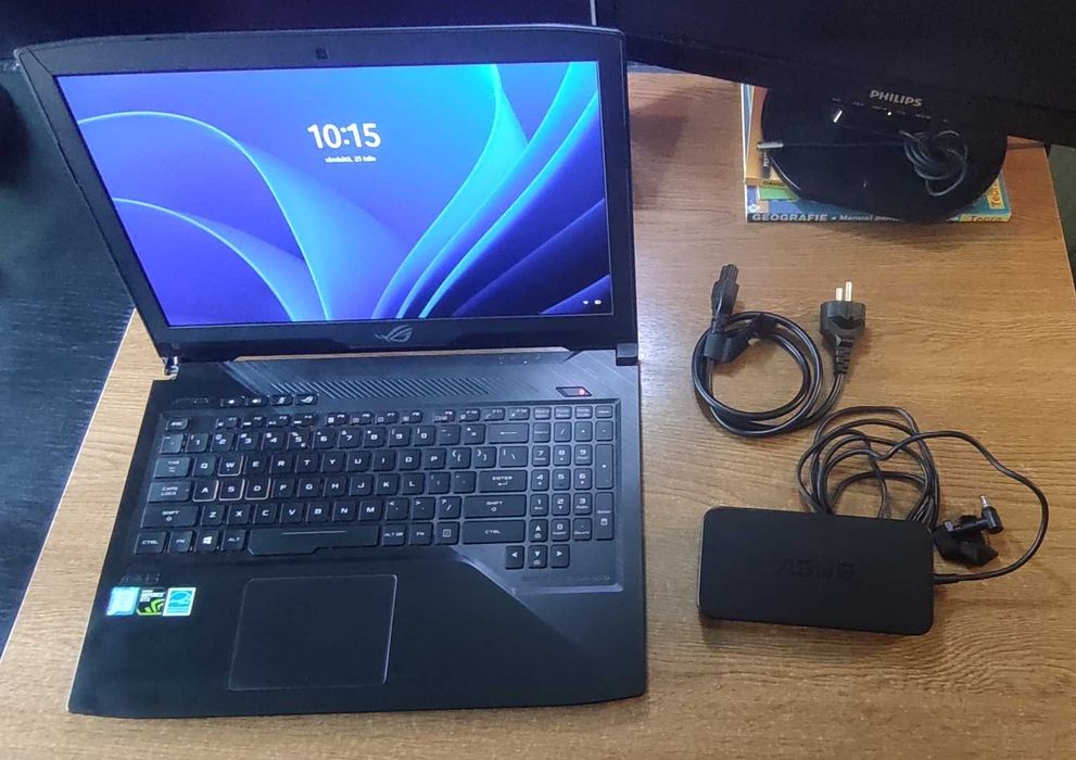 Laptop Gaming ASUS ROG Strix GL503VD – i7-7700HQ, GTX 1050 4GB, SSD+HDD