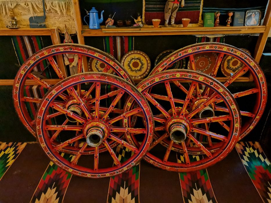 Рисувани колелета колела каруца