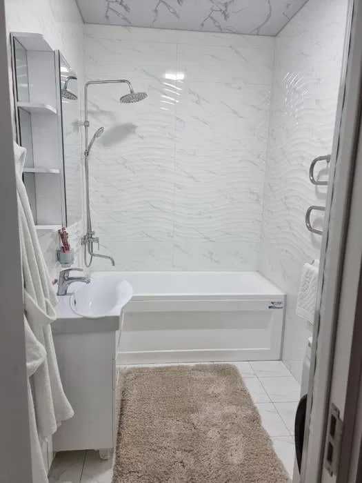 Ижарага Уй!! 2 хонали Квартира 358*