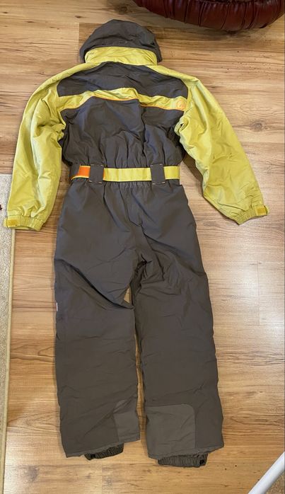 Детски гащеризон за ски 6-8 години‼️