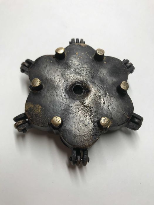 Бронзовая шкатулка для КумКума