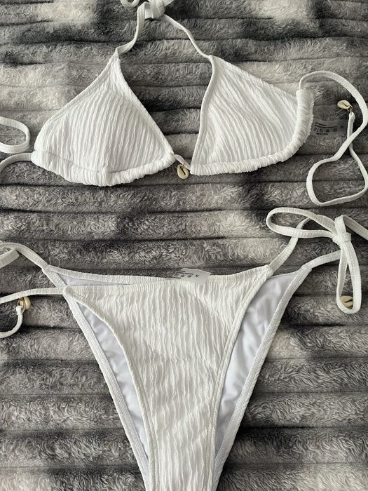 Дамски бански костюм