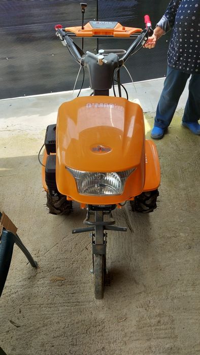 Motocultor cu remorca