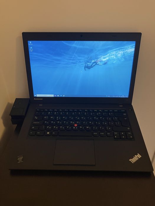 Лаптоп Lenovo T440 с docking станция и отделно зарядно
