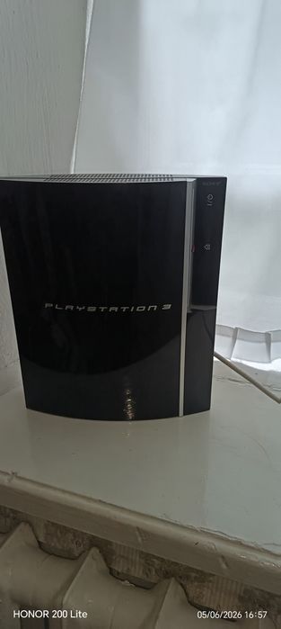 PlayStation 3  + 14 игр + 2 геймпада (В идеале)