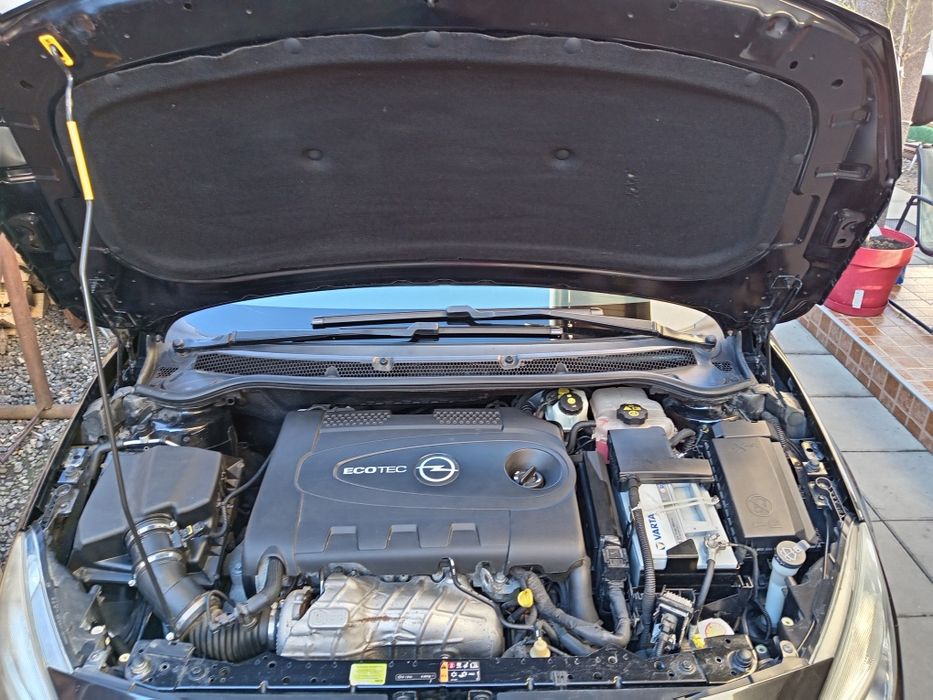 Opel astra j Sports Tourer 2011 euro 5