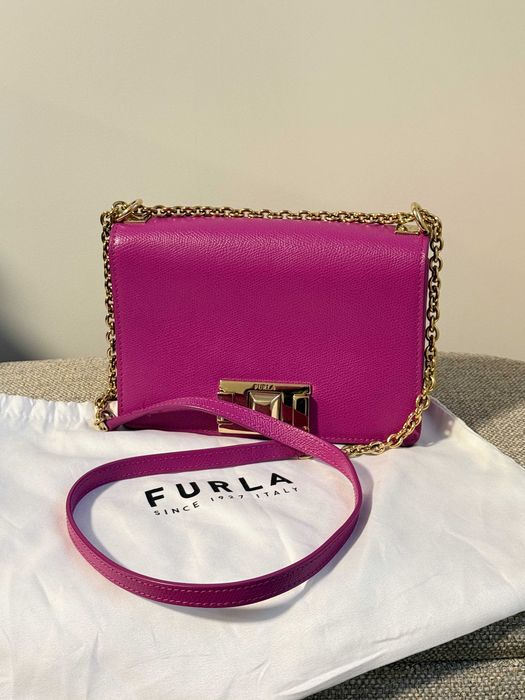 Дамска чанта Furla MIMI цвят фуксия