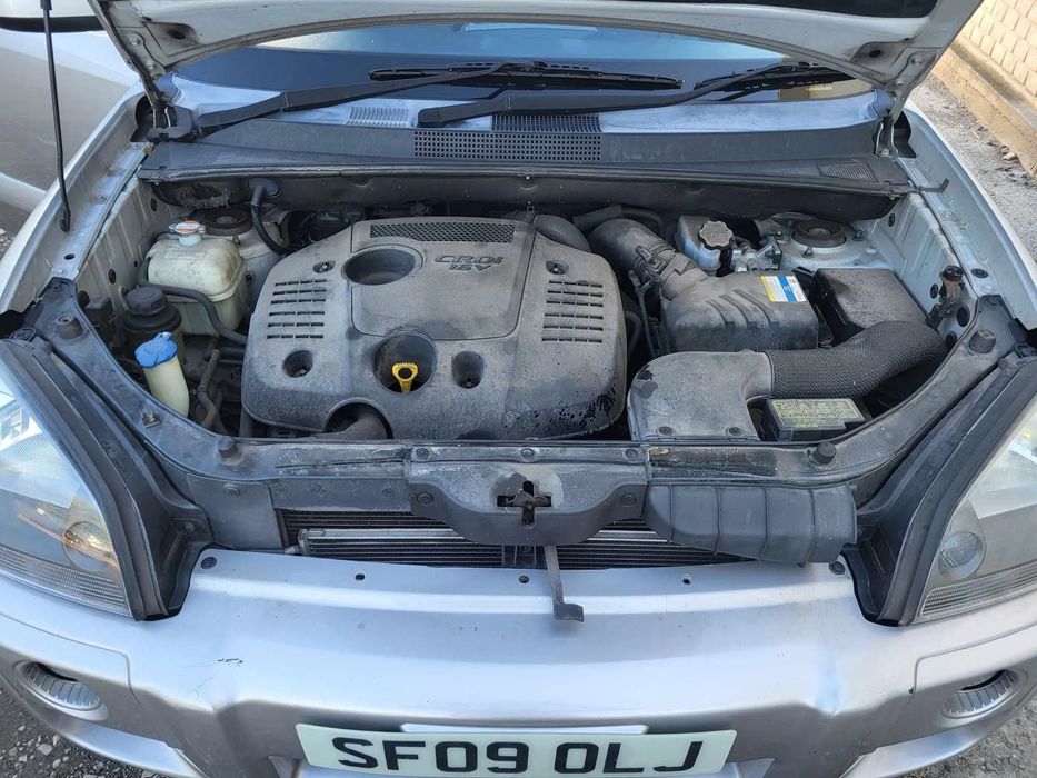 Dezmembram Hyundai Tucson 2.0 crdi EURO 4 2009