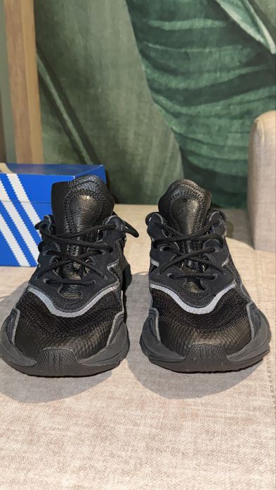 Vand Adidas Ozweego femei
