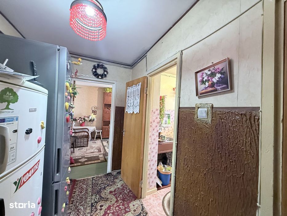 Apartament 3 camere, decomandat, str Uioara