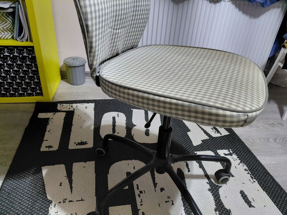 Scaun birou cu huse detasabile