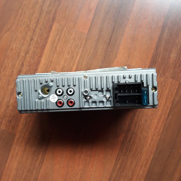 Vând player auto PNI Clementine (MP3)