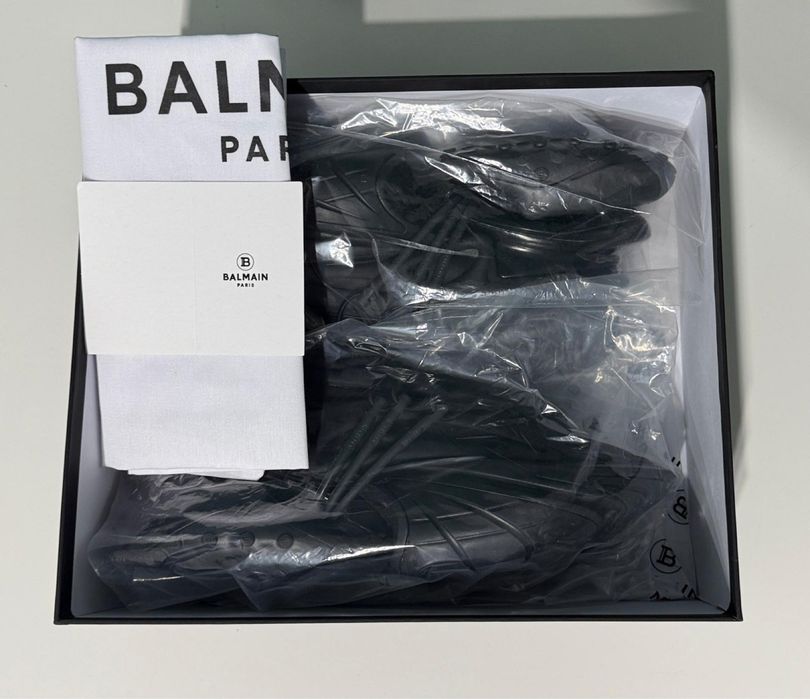 Balmain Unicorn Black