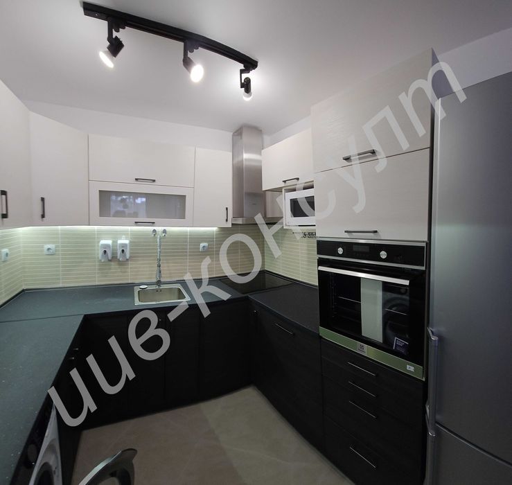 Продава се Тристаен апартамент в Велико Търново, Бузлуджа - 110 кв.м за 1655 €/кв.м - Снимка #1