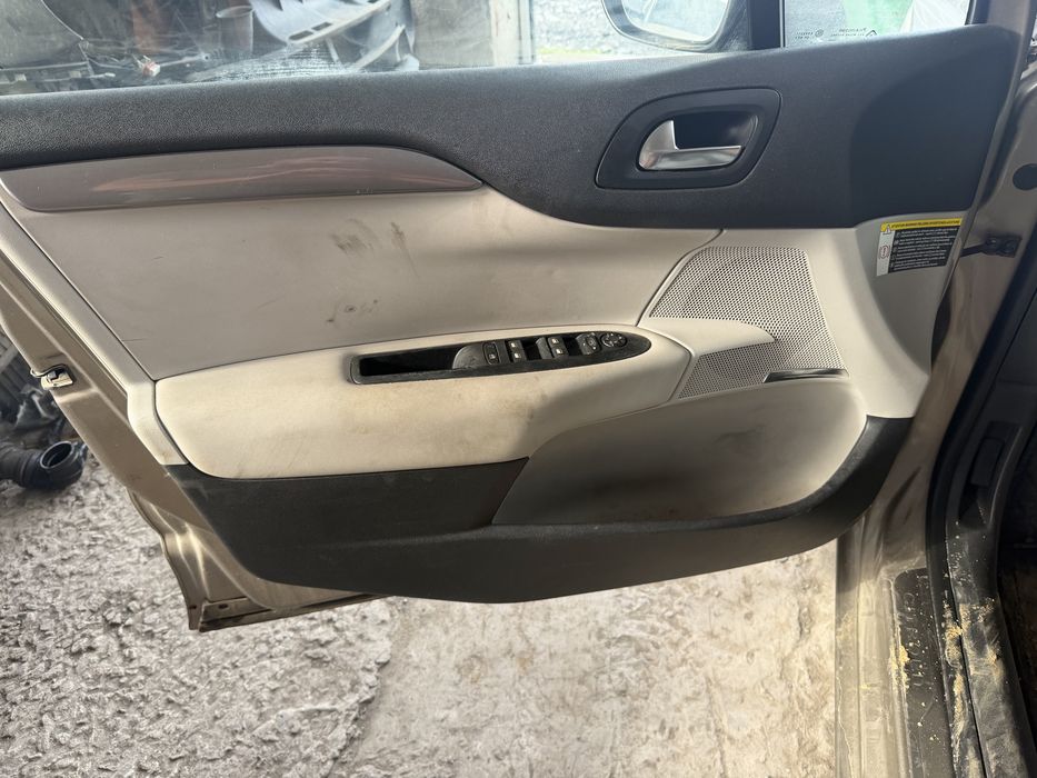 Citroen C4 1.6 e HDi exclusive Ситроен Ц4 1.6 ХДи на части!