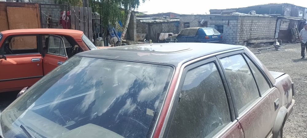 Nissan bluberd 1986г