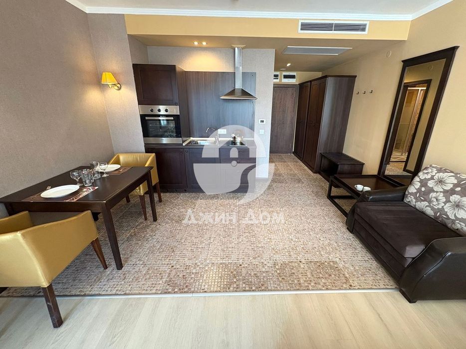 Продава се Едностаен апартамент в к.к. Слънчев бряг - 50 кв.м за 867 €/кв.м - Снимка #4