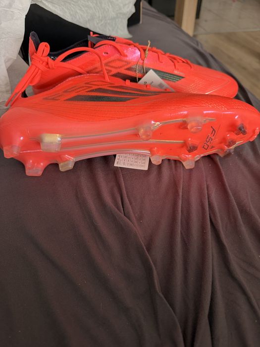 Adidas F50 elite