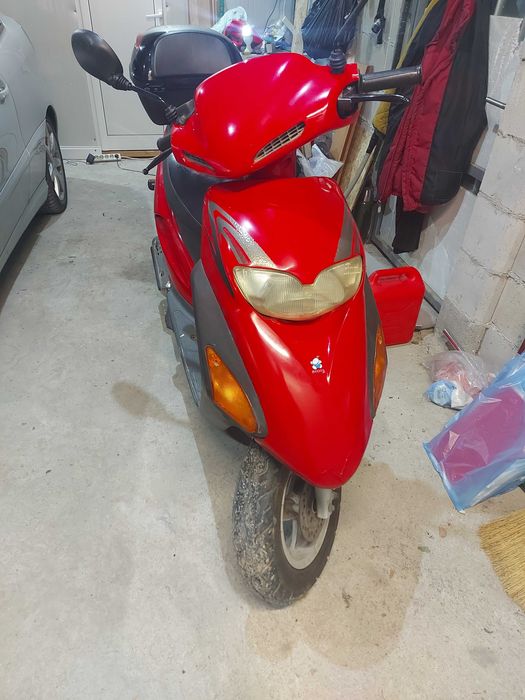 Продавам мотопед HONDA SFX 50 скутер