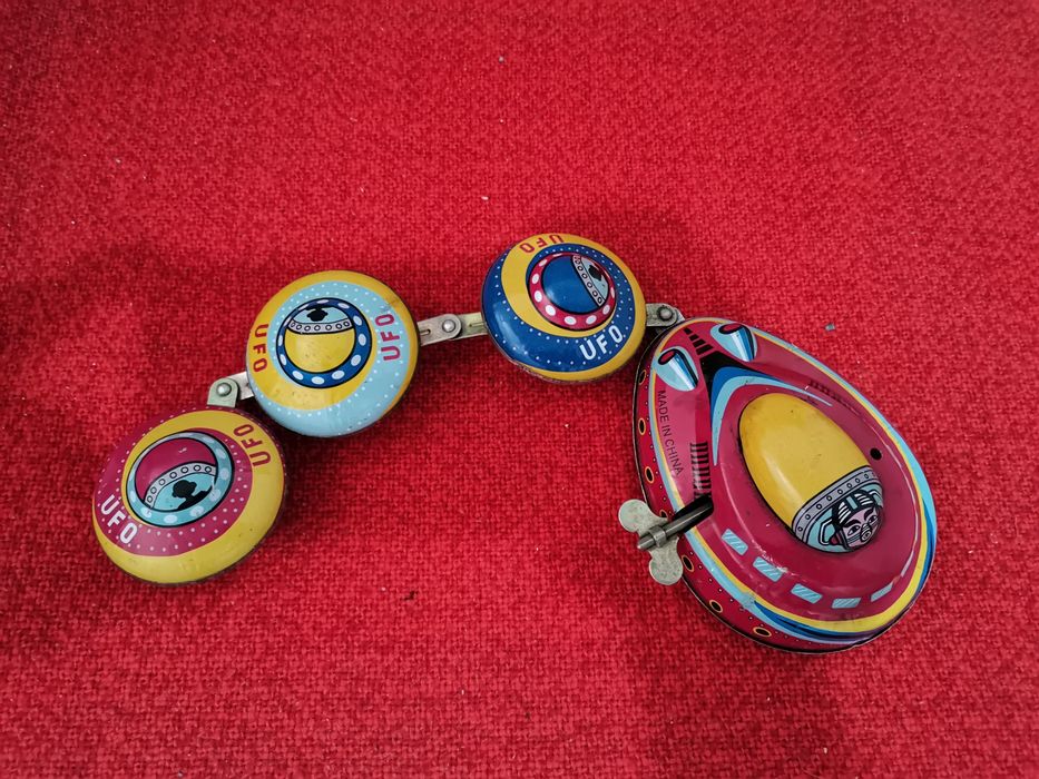 Jucărie veche UFO