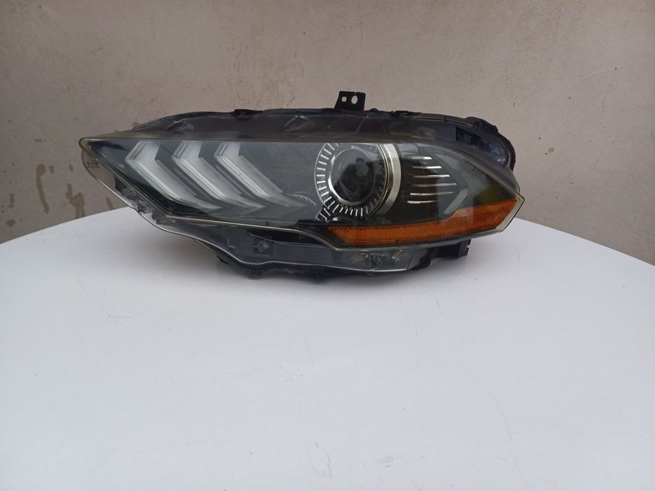 Ляв фар за Ford Mustang; 2018г.-2021г;  Full led