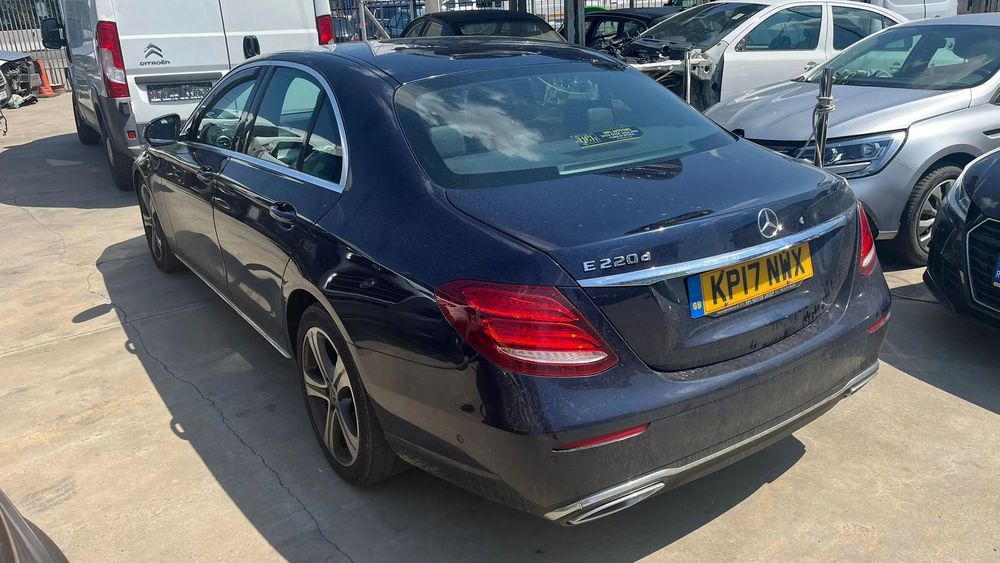 Bara spate e class w213 2017