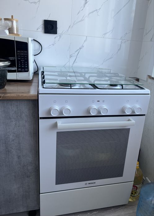 Продается газовая плита Bosch