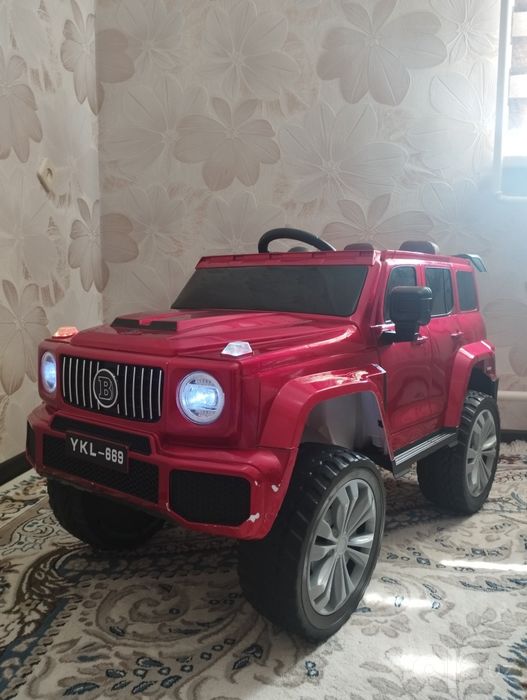 Детский автомобиль