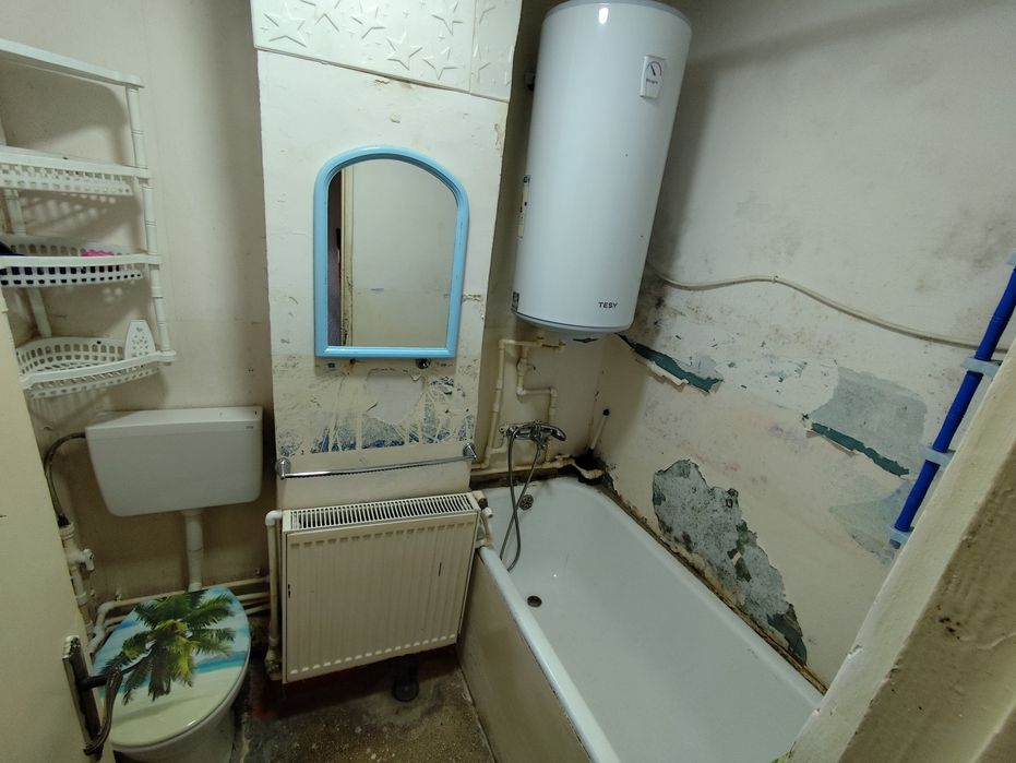 Vând apartament cu două camere