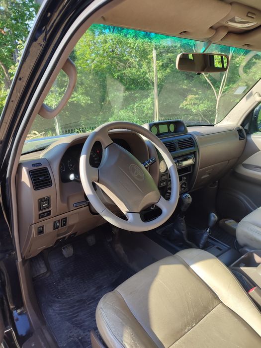 Тойота Ланд круизер