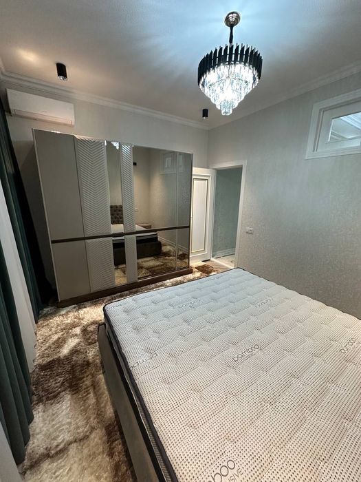 Продается 3 ком квартира в центре города гагарин мчс (самарканд)