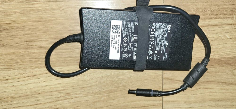 DELL 130W Incarcator 19.5V-6.7A adaptor fuctional